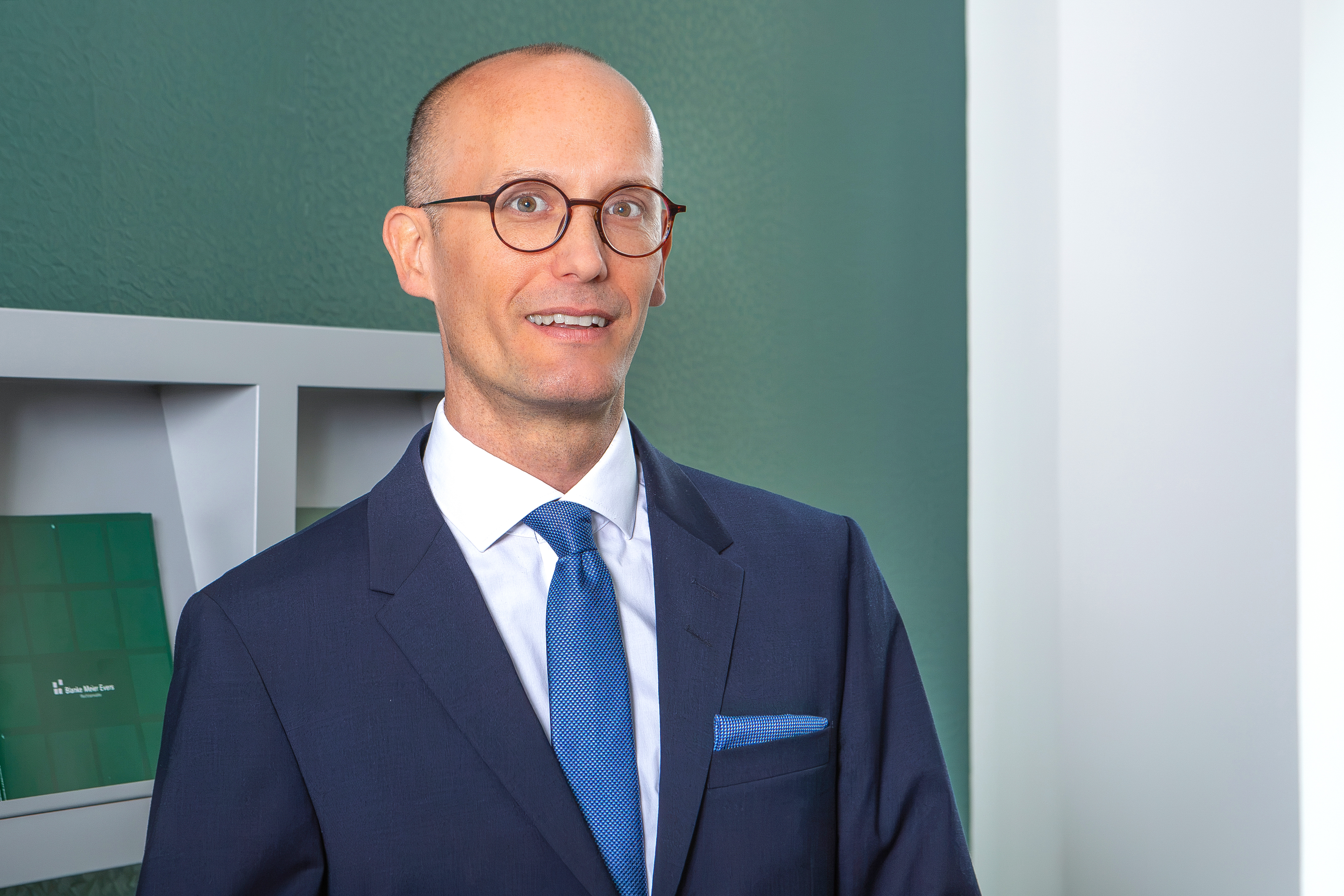 Dr. Nils Wegner, LL.M.